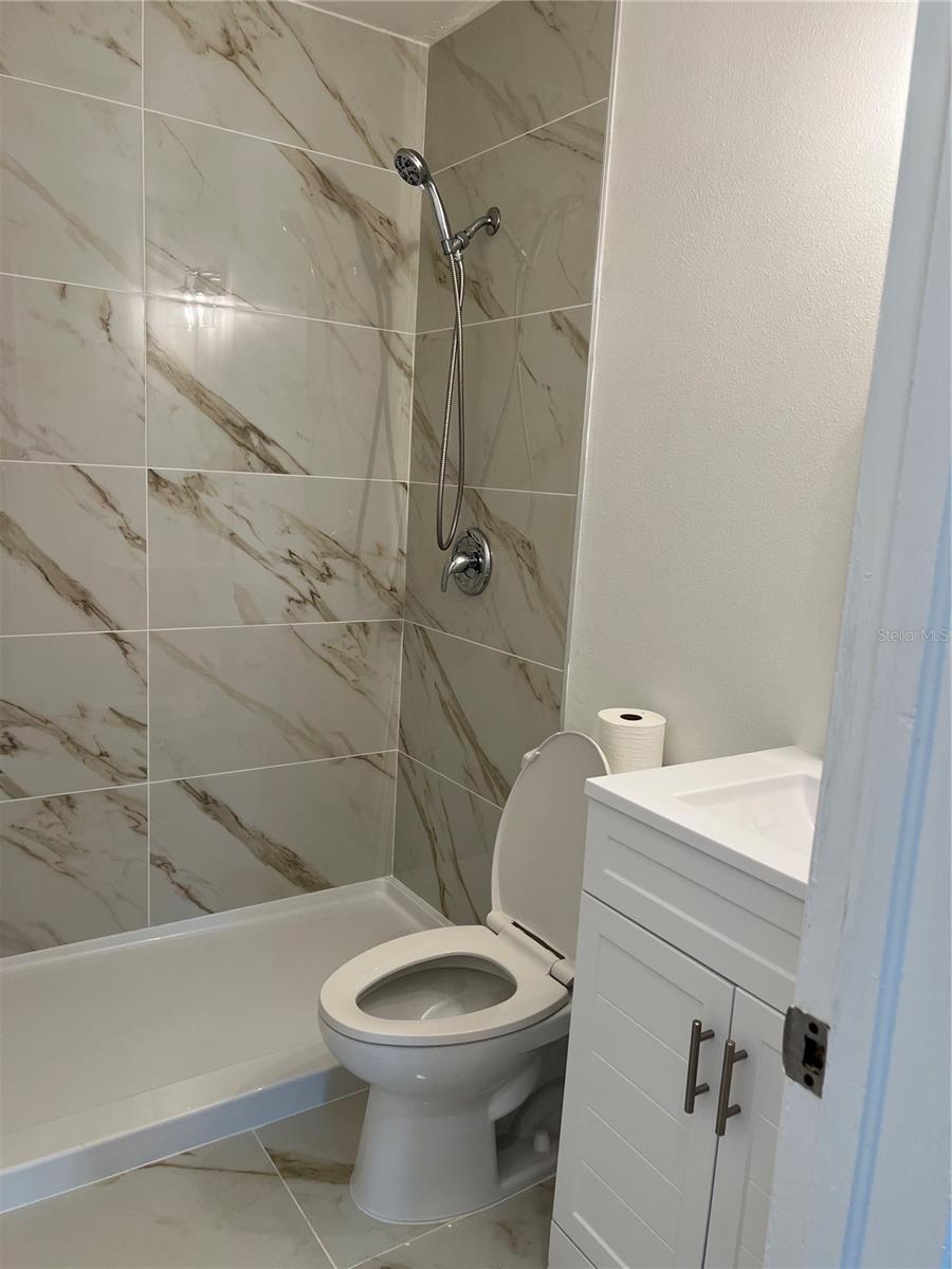 2106 MAGNOLIA ST — photo 11