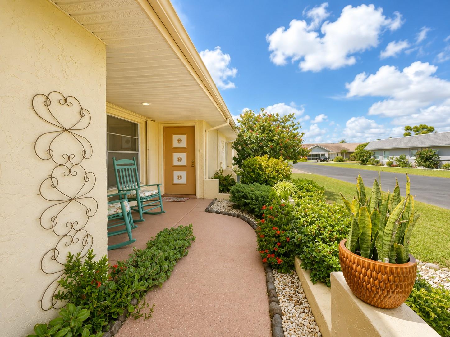 310 FAIRCROSS CIR — photo 4