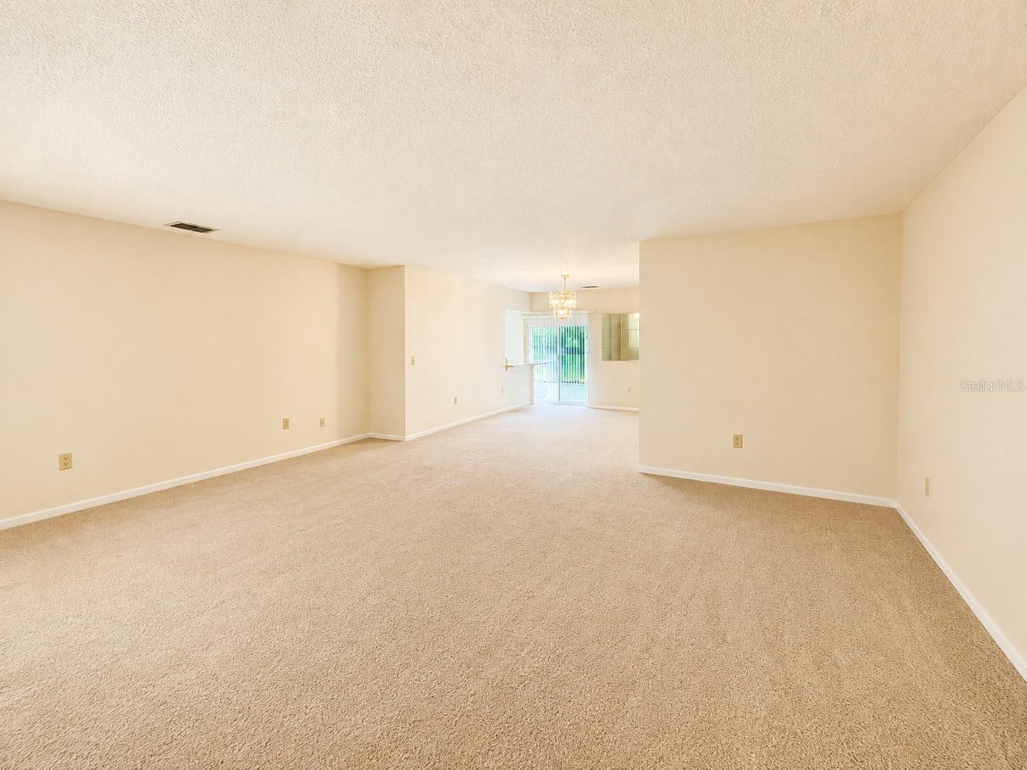310 FAIRCROSS CIR — photo 6