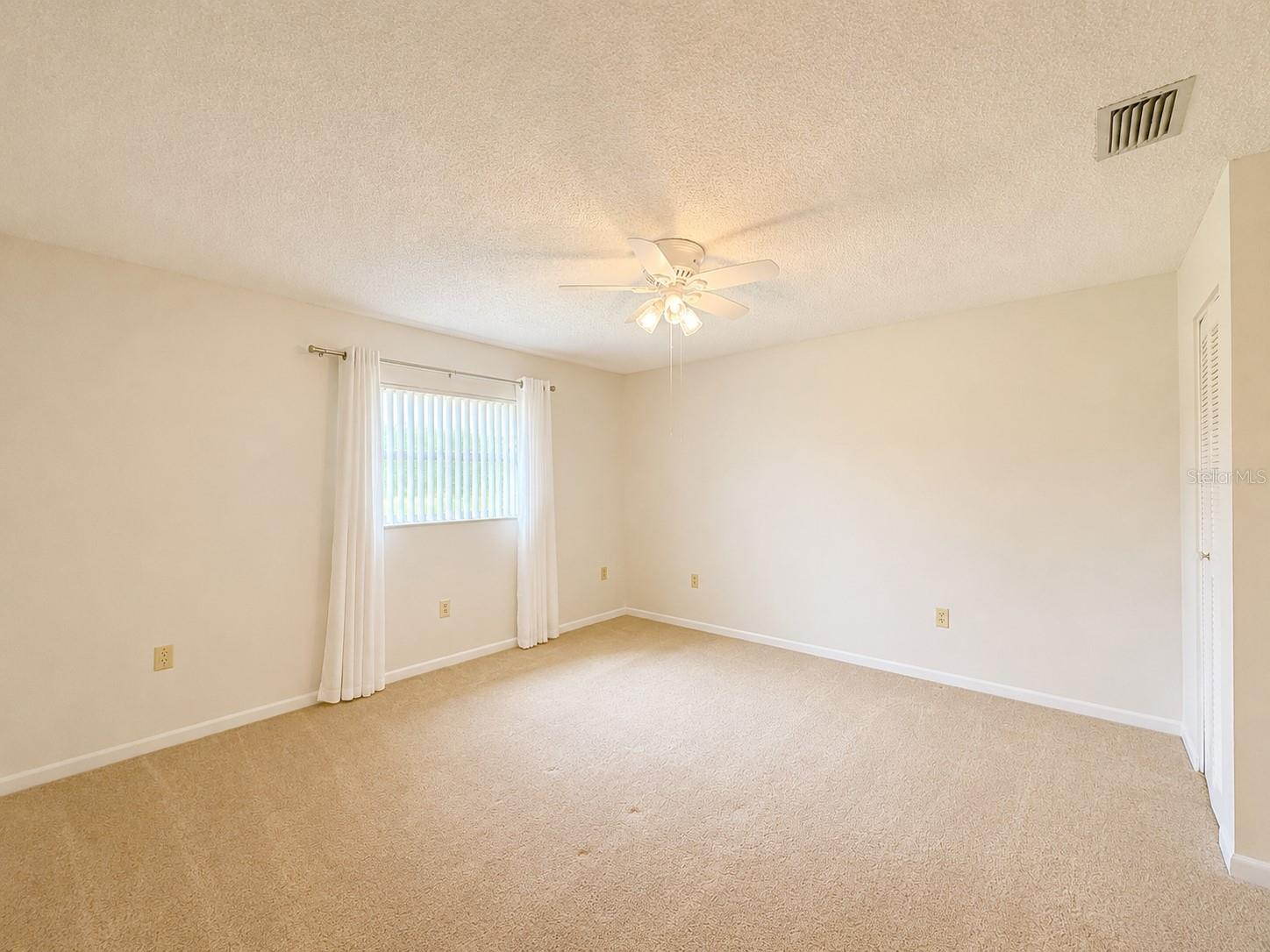 310 FAIRCROSS CIR — photo 16