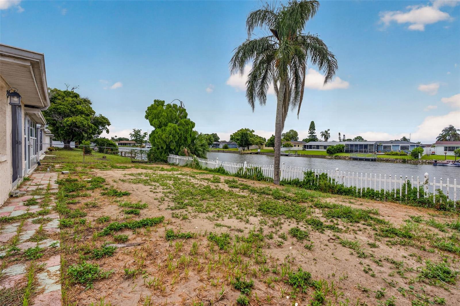 3852 SUNRAY DR — photo 30
