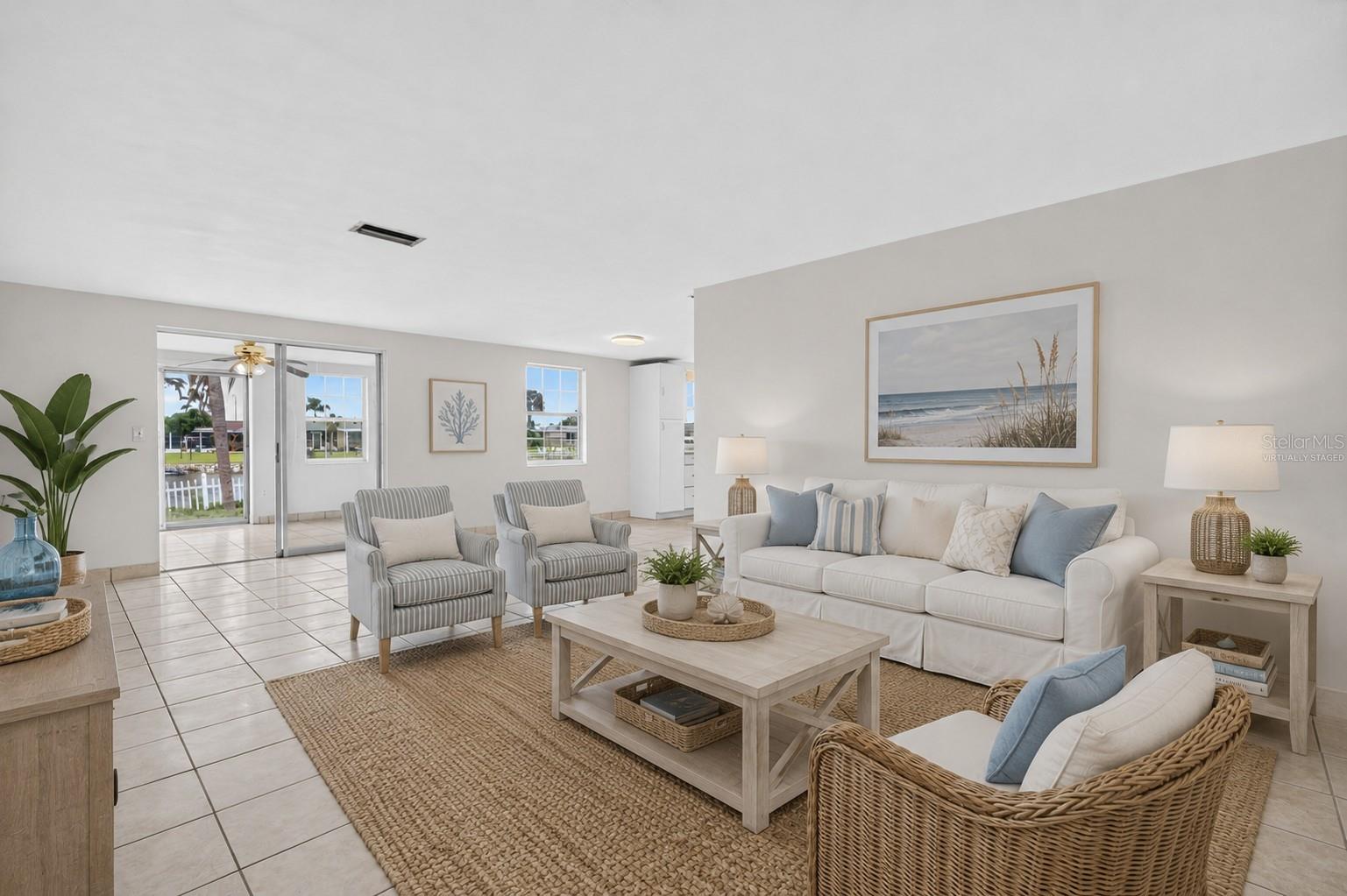 3852 SUNRAY DR — photo 4