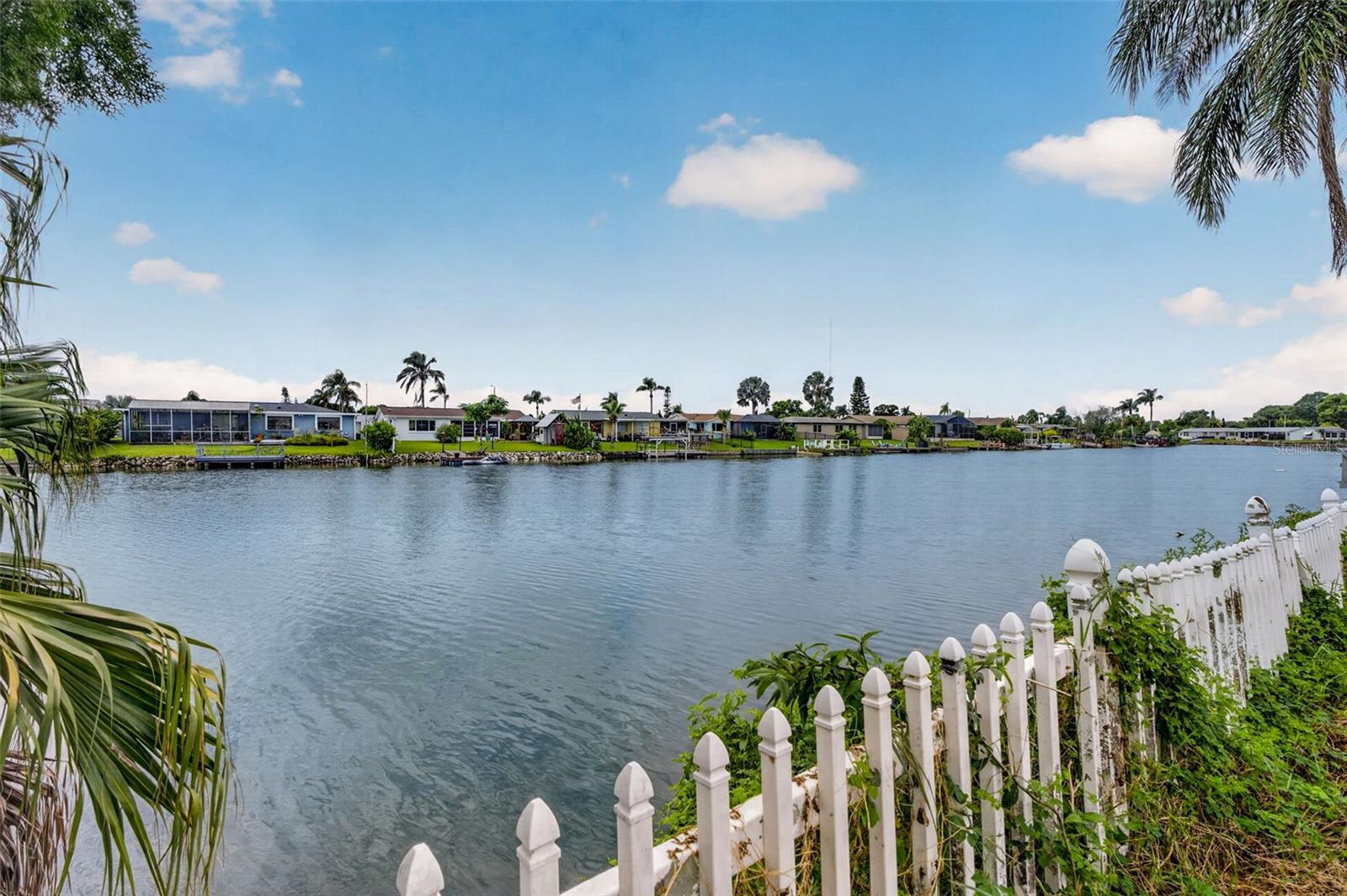 3852 SUNRAY DR — photo 29