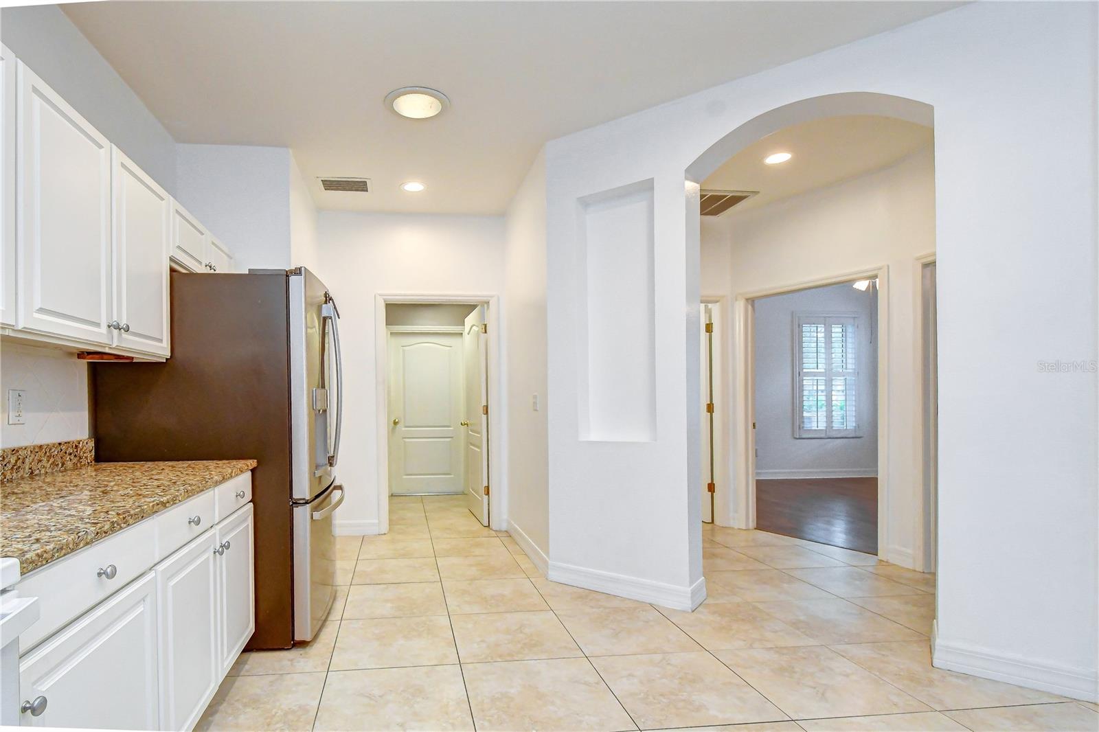 6026 SANDHILL RIDGE DR — photo 25