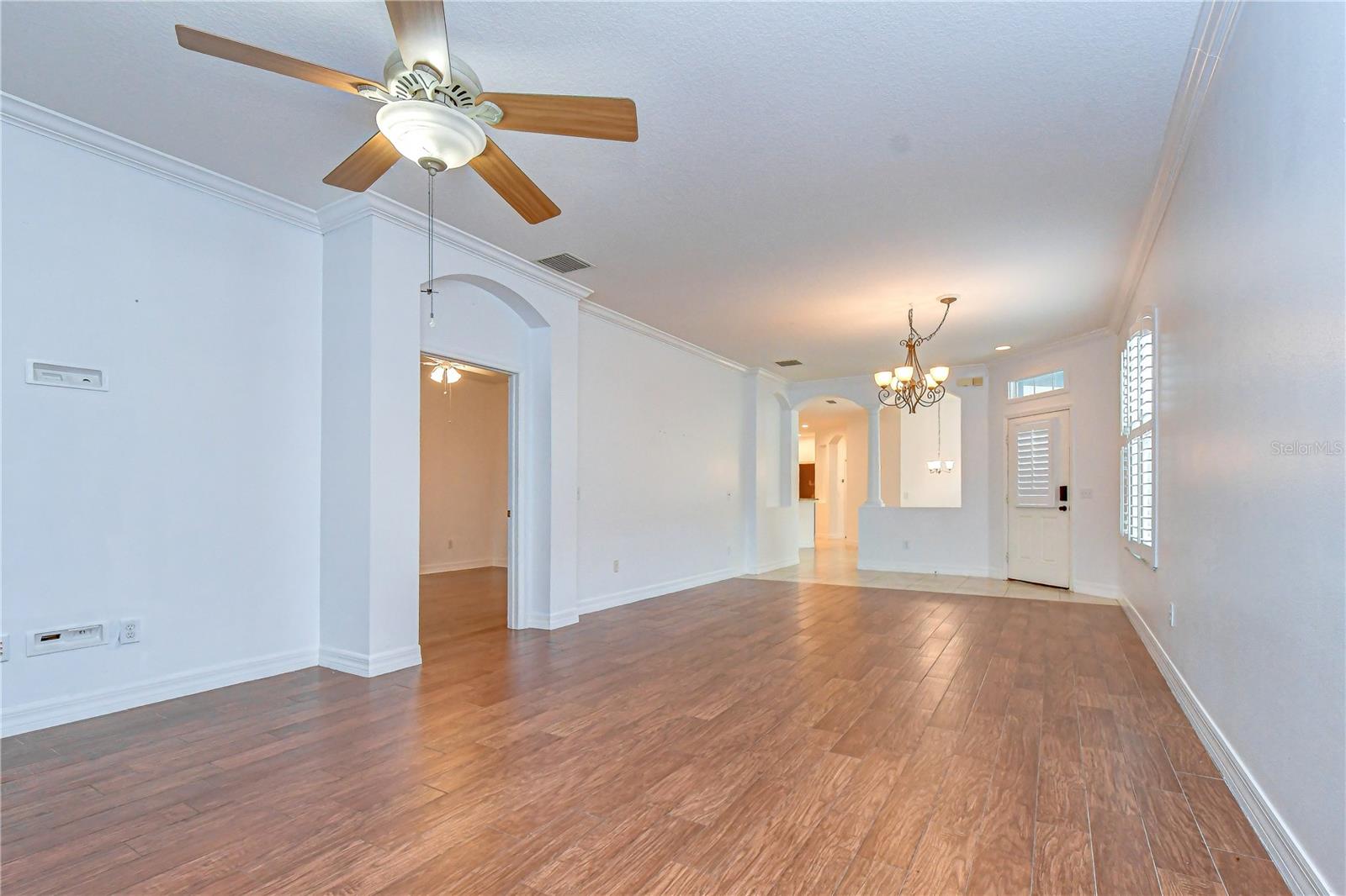 6026 SANDHILL RIDGE DR — photo 12