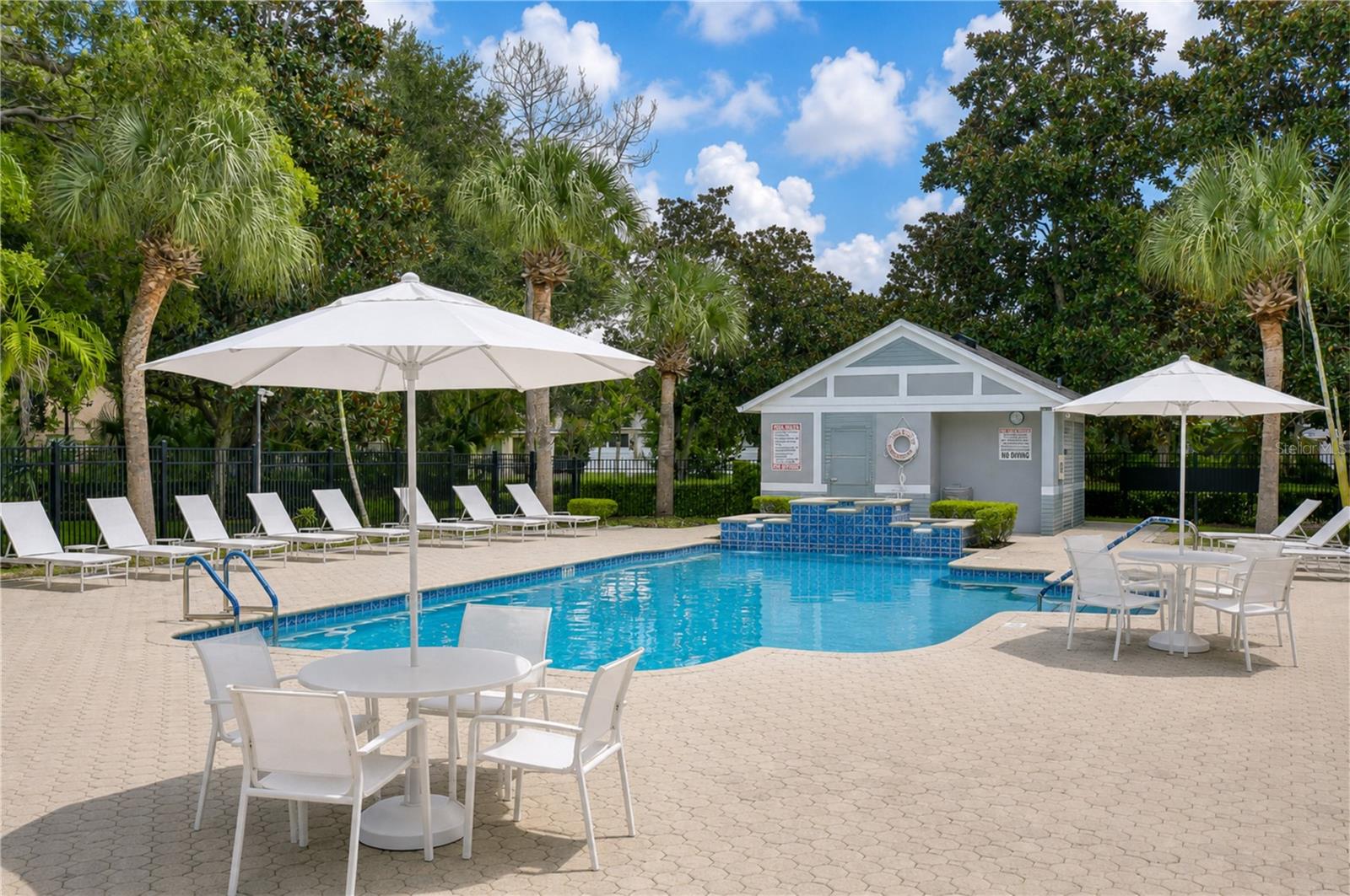 6026 SANDHILL RIDGE DR — photo 31