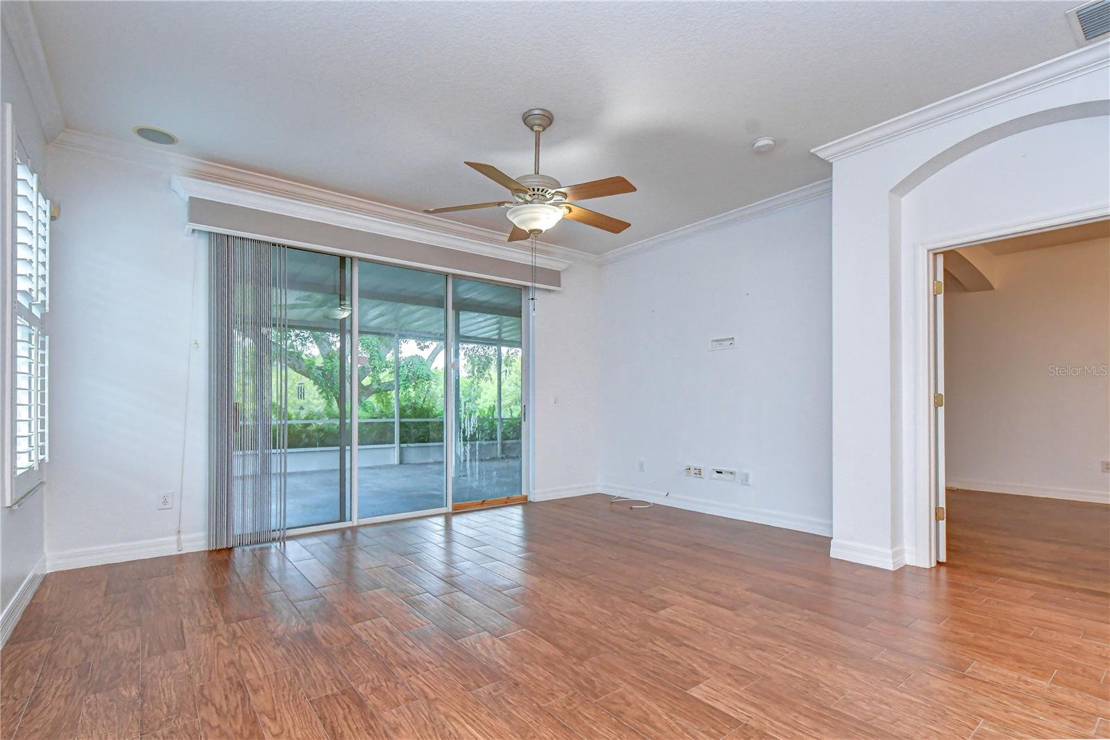 6026 SANDHILL RIDGE DR — photo 11