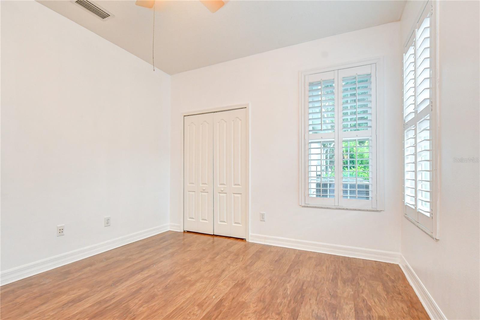 6026 SANDHILL RIDGE DR — photo 23