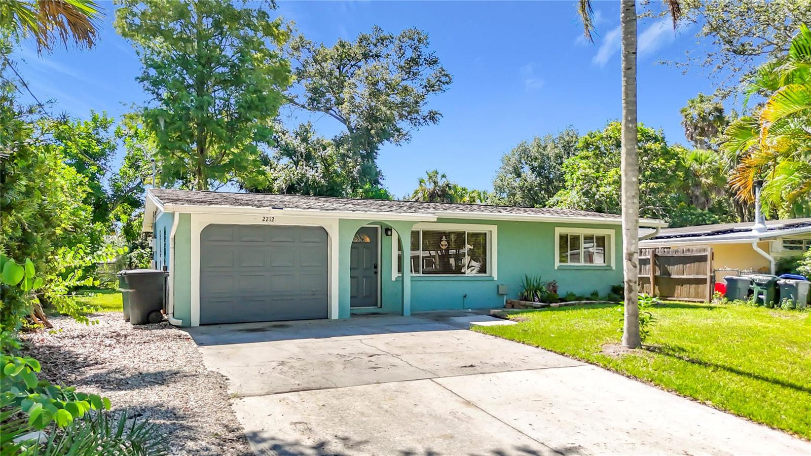 2212 VINSON AVE — photo 9