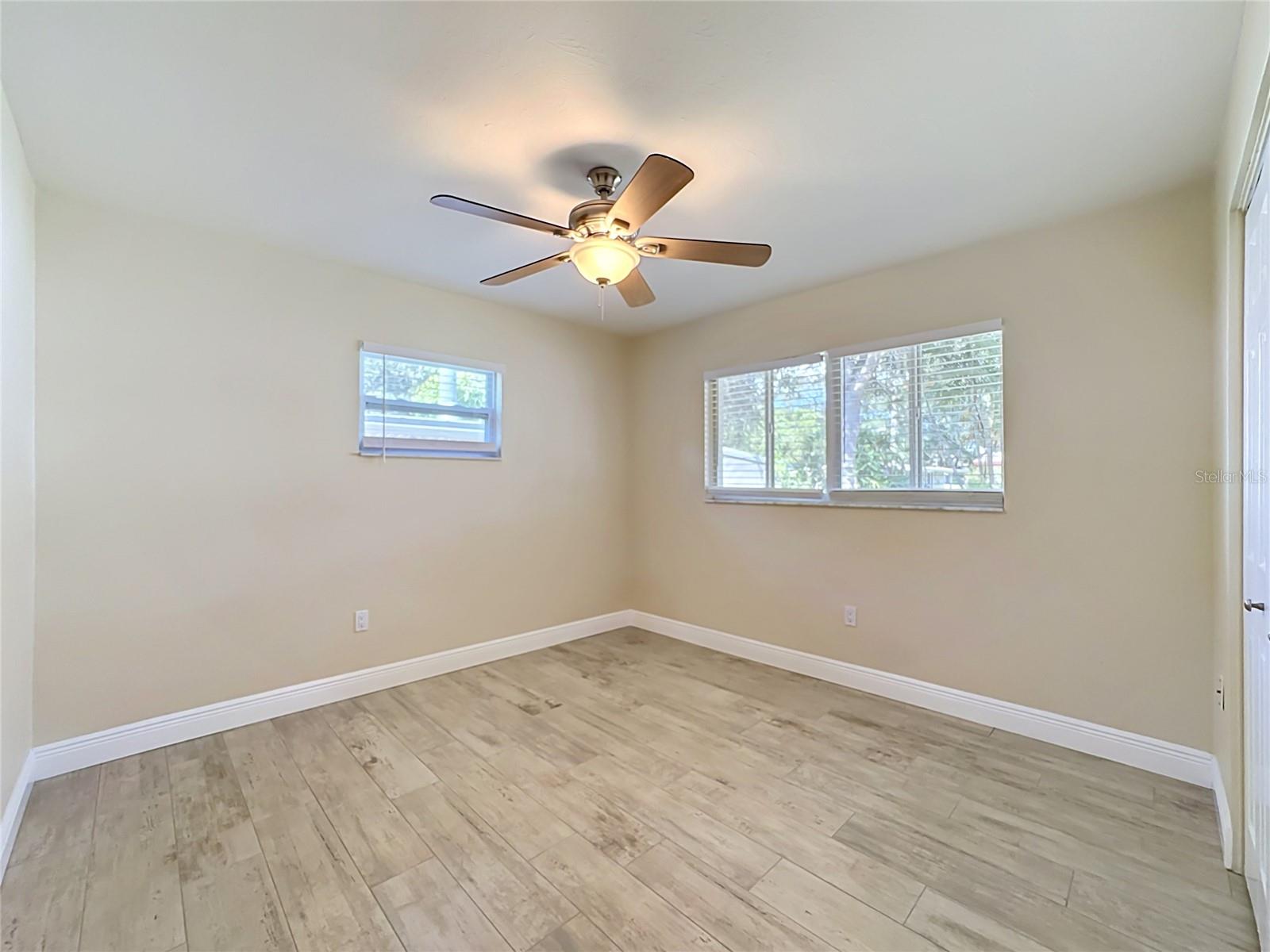 2212 VINSON AVE — photo 26