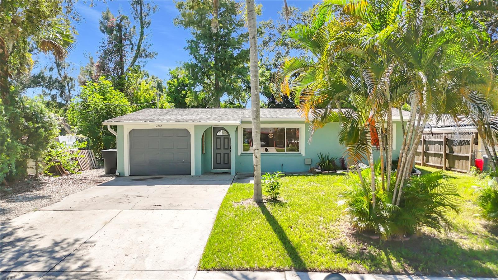 2212 VINSON AVE — photo 6