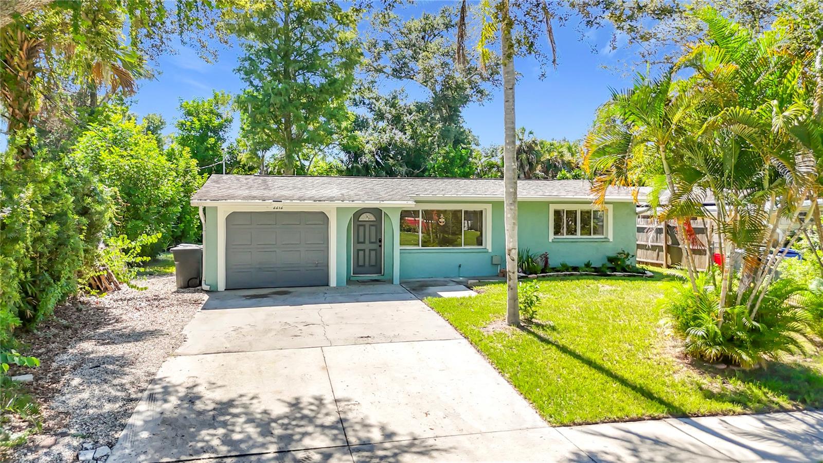 2212 VINSON AVE — photo 7