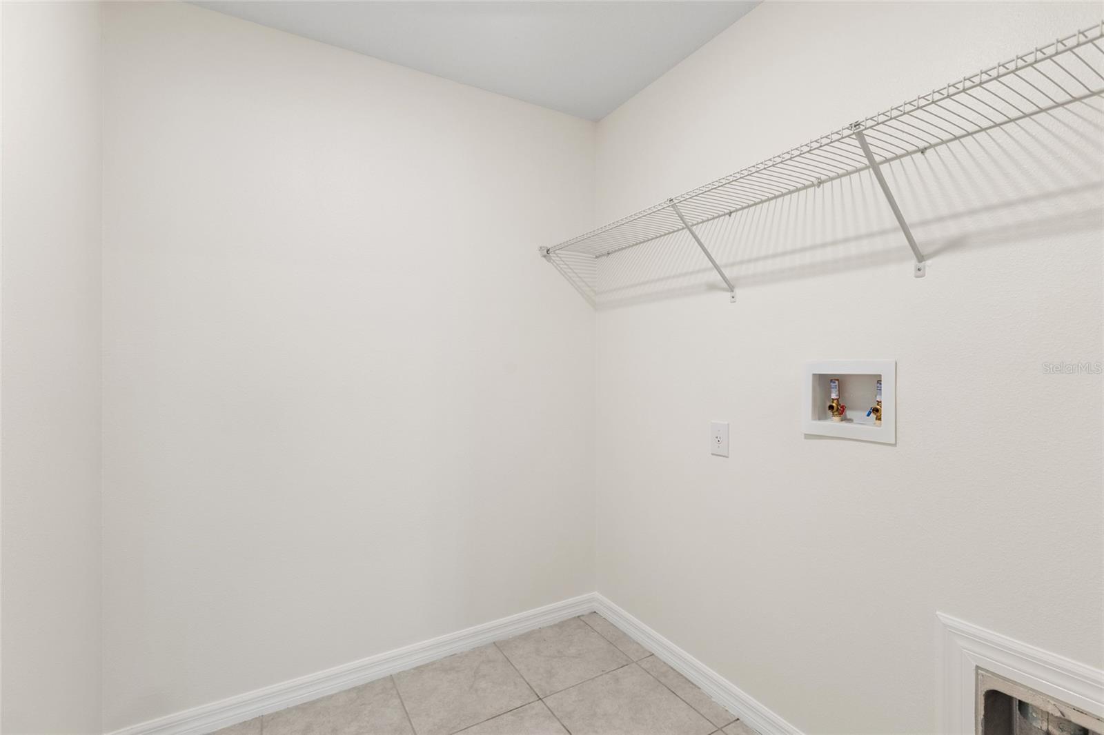 7310 PEARLY EVERLASTING AVE — photo 38