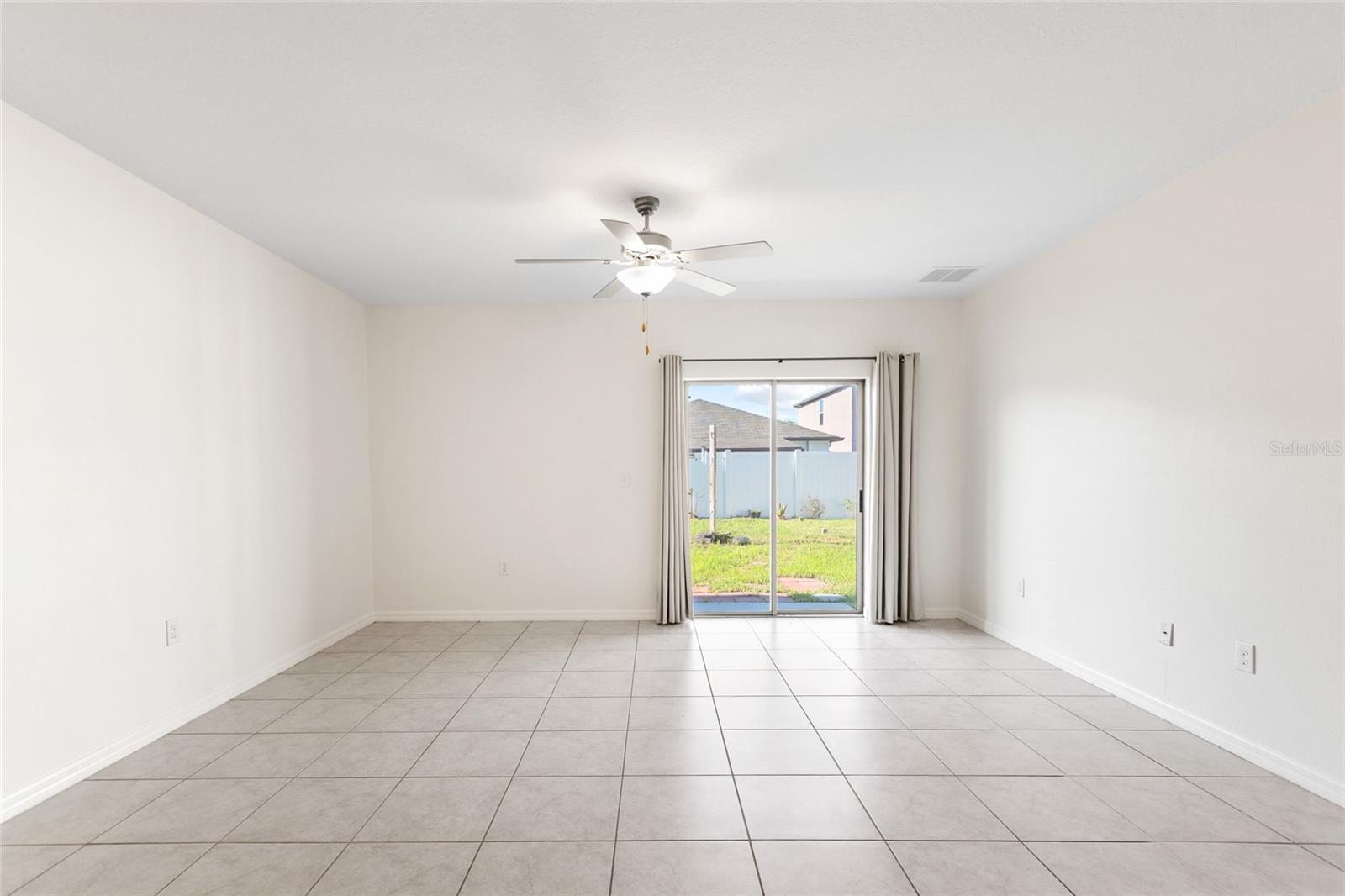 7310 PEARLY EVERLASTING AVE — photo 27