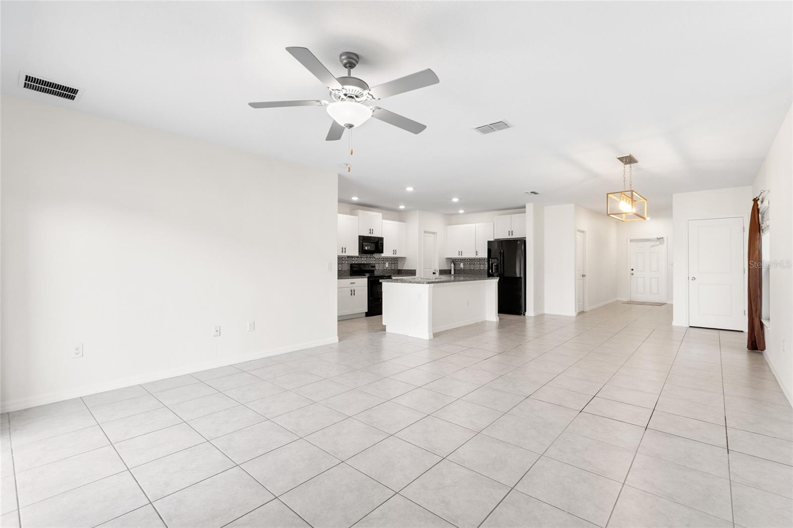 7310 PEARLY EVERLASTING AVE — photo 5