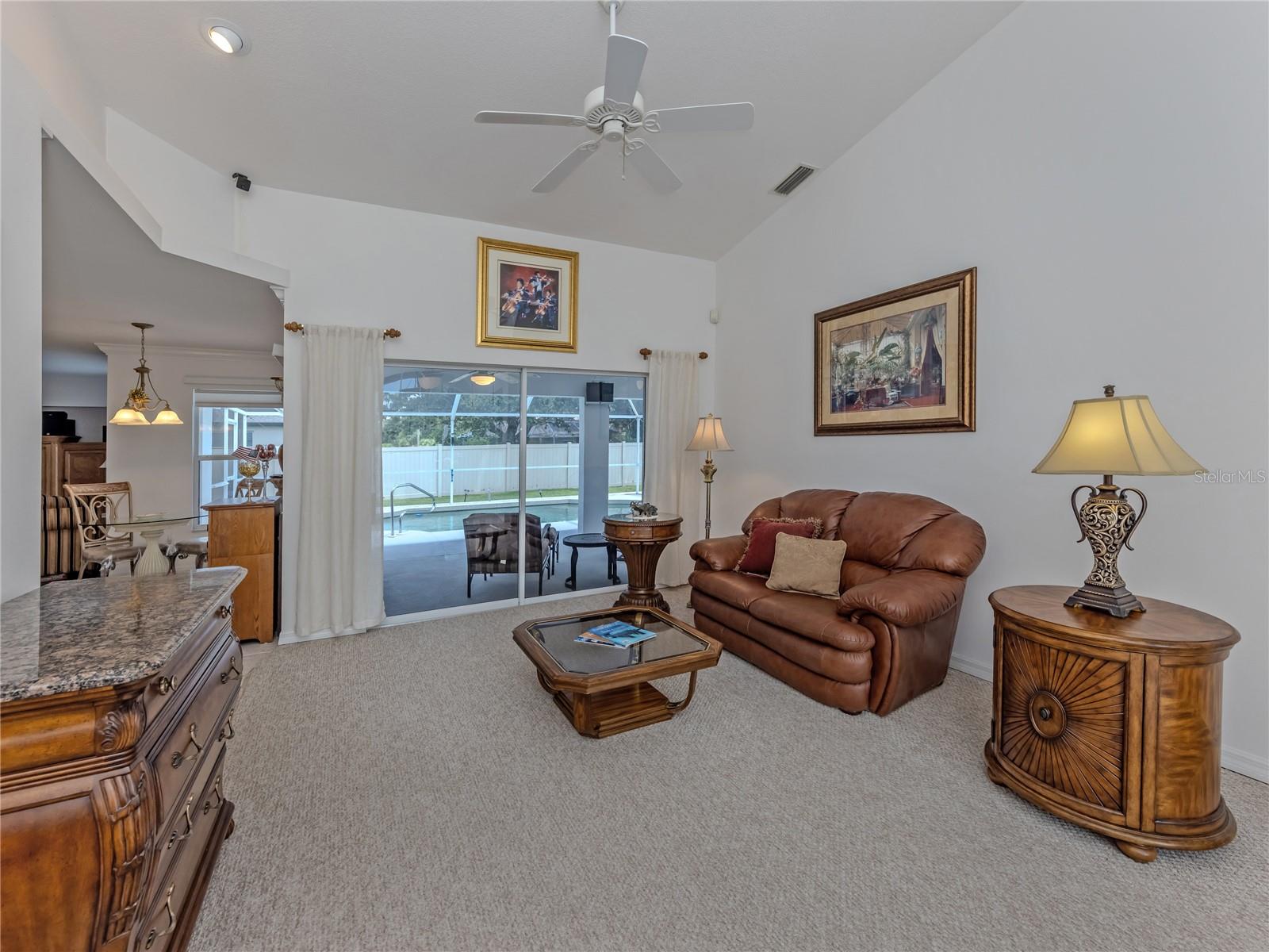 1290 MCCRORY ST — photo 4