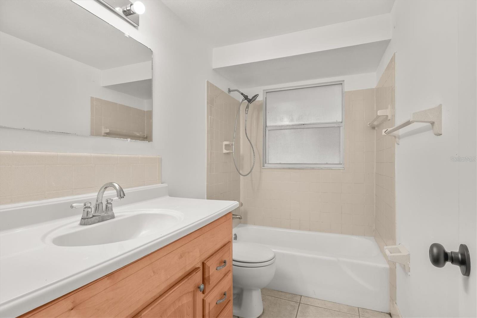 260 SHAMROCK DR — photo 19