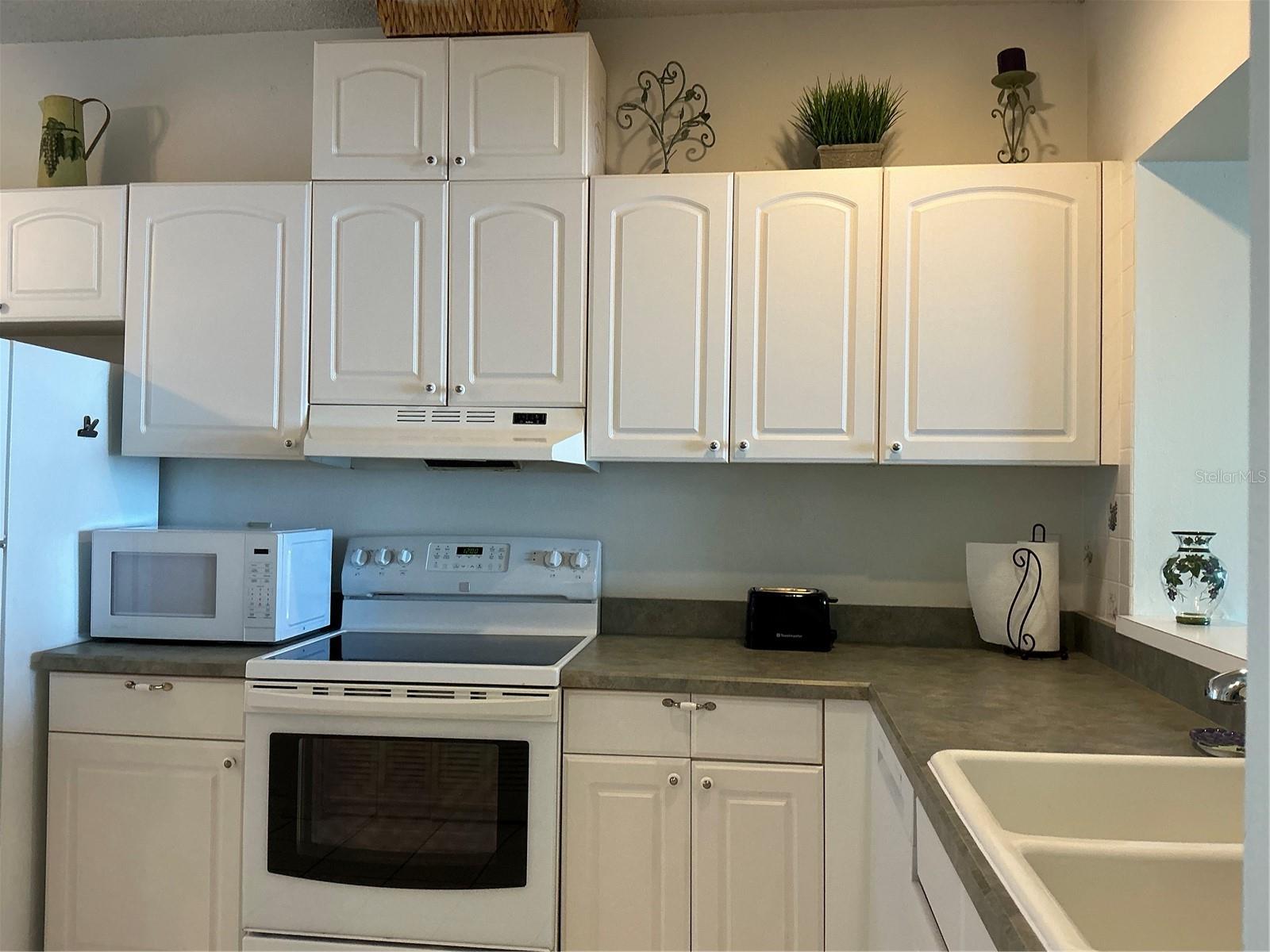 7963 SAILBOAT KEY BLVD S #604 — photo 11