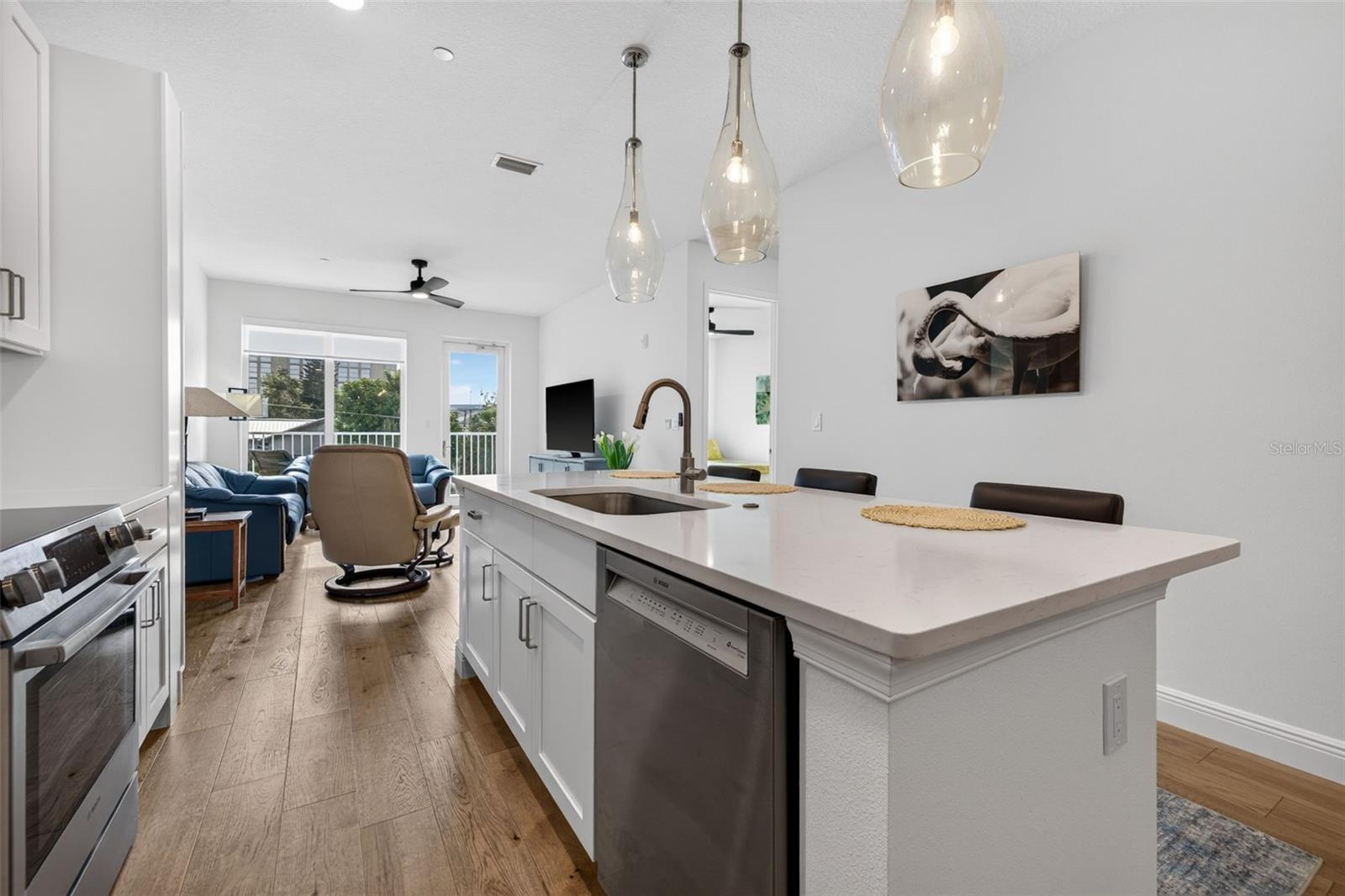 600 3RD AVE S #207 — photo 9