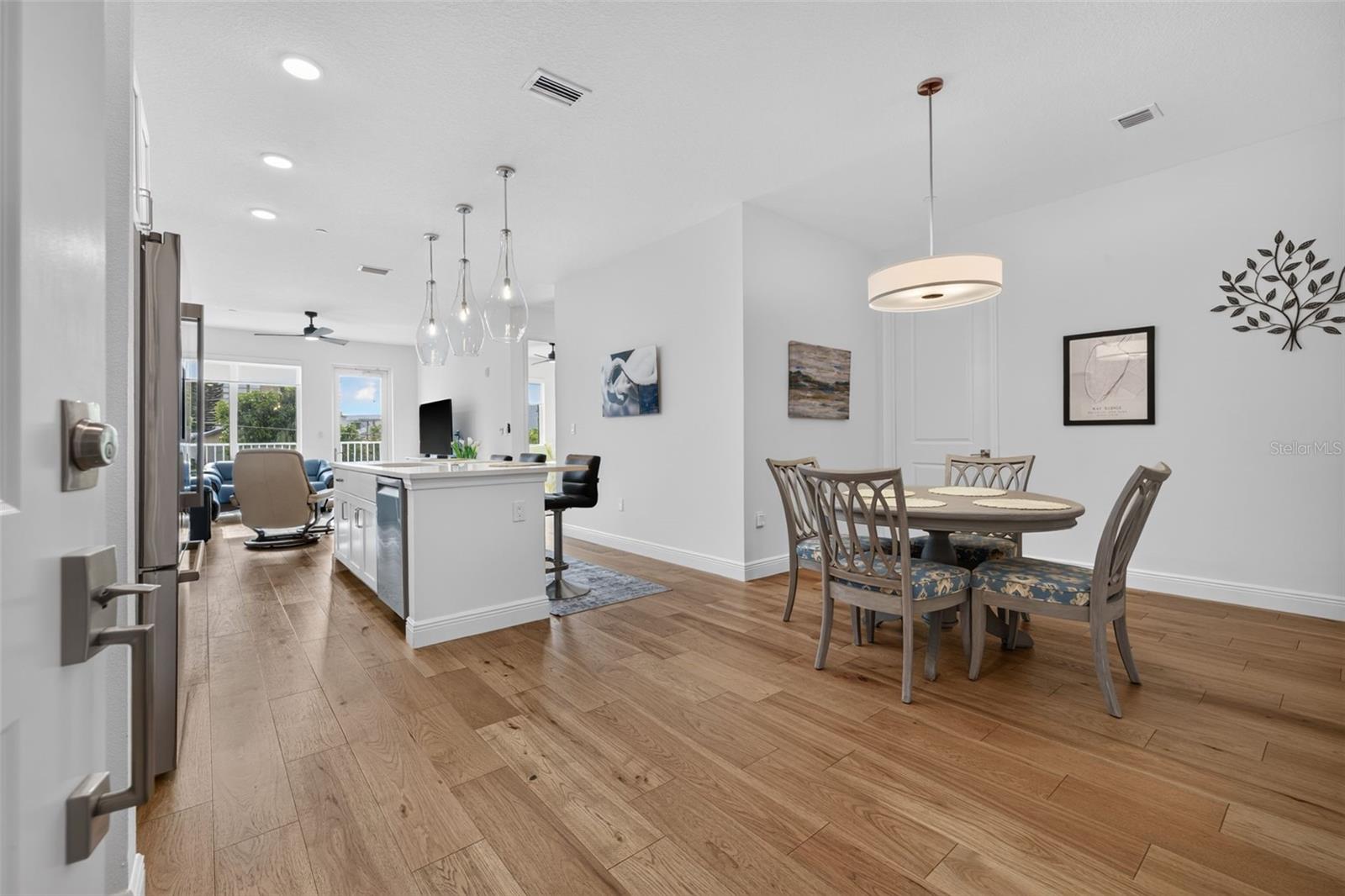 600 3RD AVE S #207 — photo 6