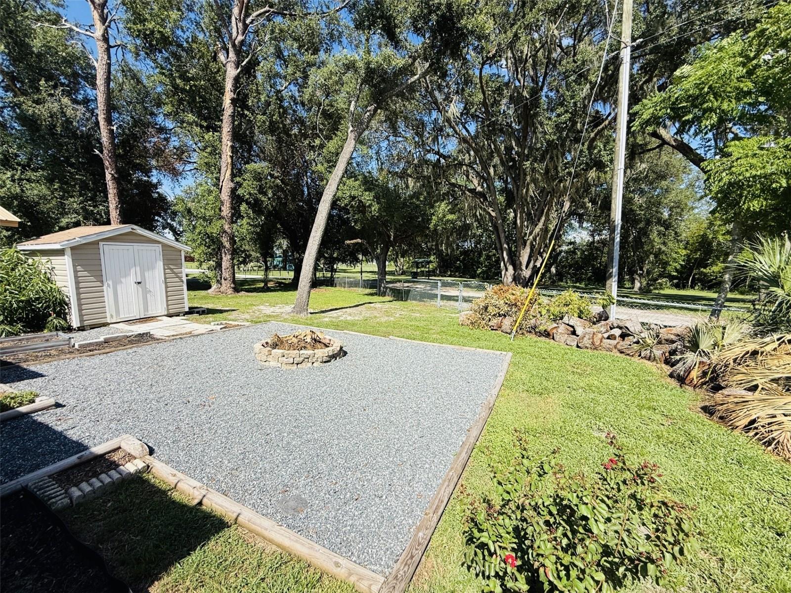 39048 BLUE JAY AVE — photo 12