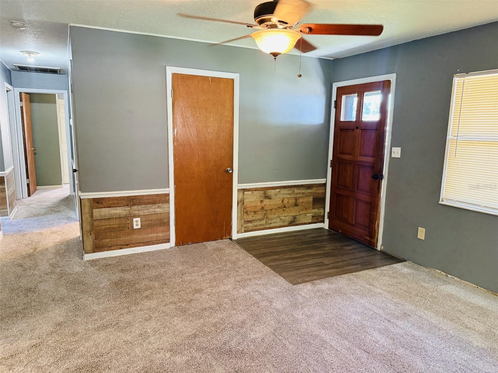 39048 BLUE JAY AVE — photo 17