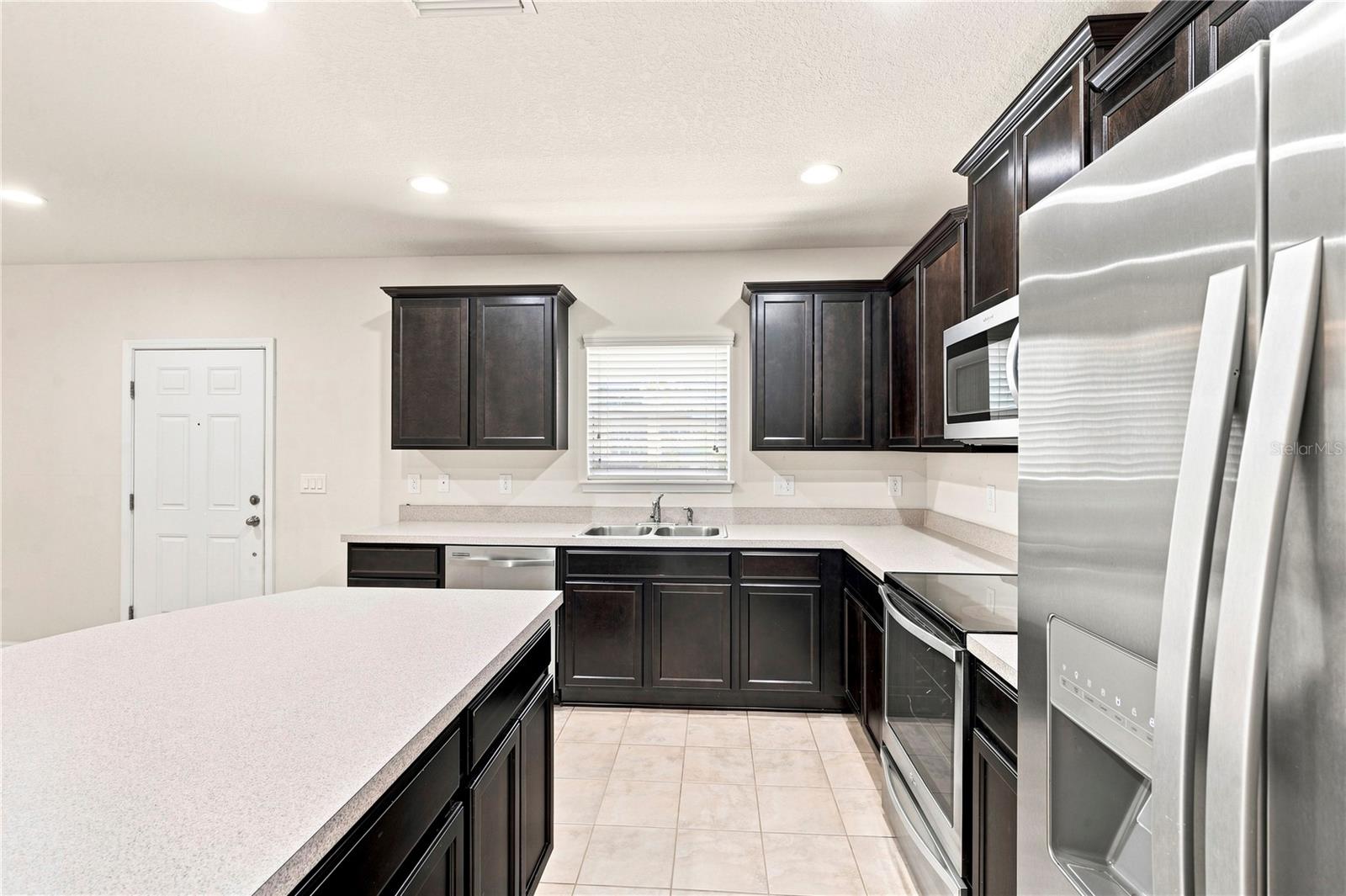 4824 CHATTERTON WAY — photo 11