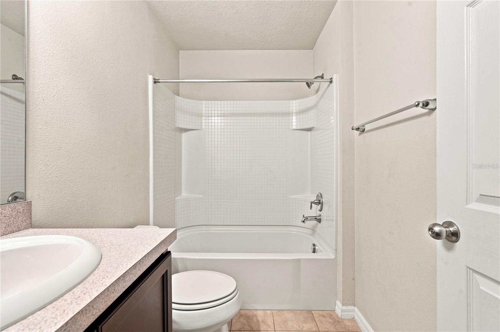 4824 CHATTERTON WAY — photo 31