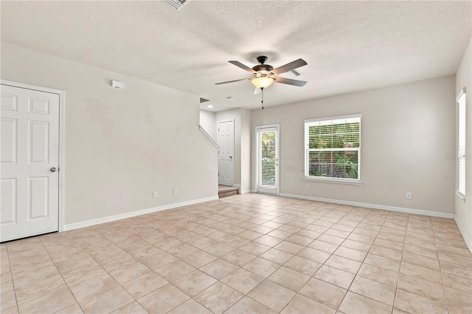 4824 CHATTERTON WAY — photo 5