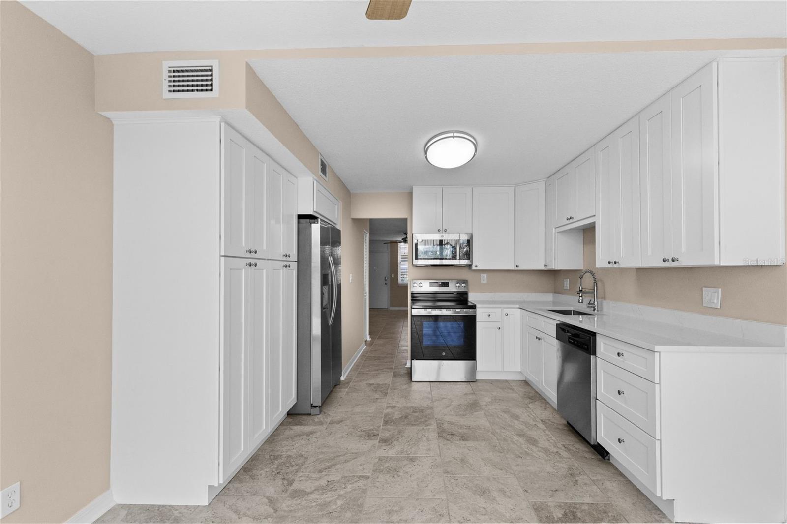 4895 BAY ST NE #102 — photo 25