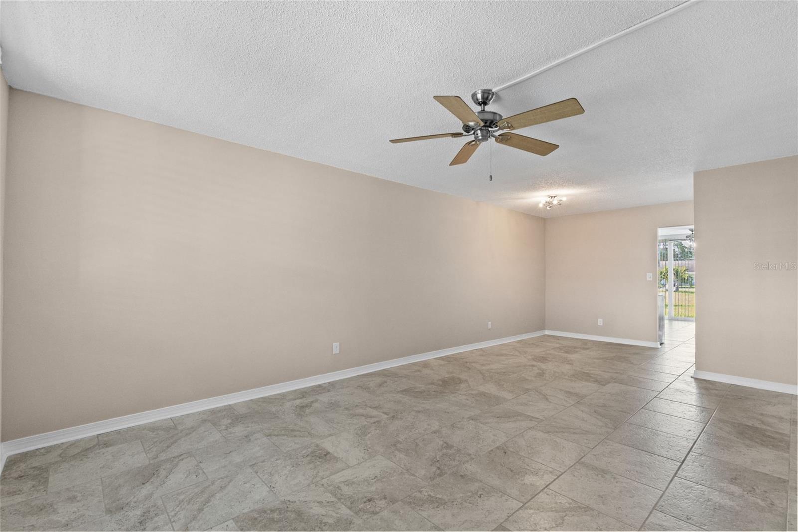 4895 BAY ST NE #102 — photo 3