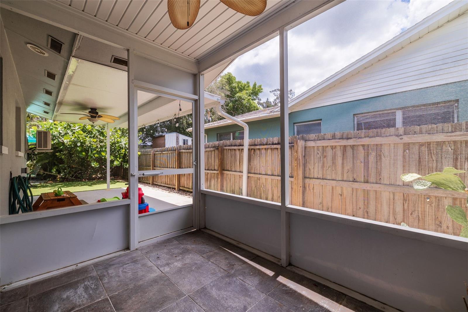 5711 VENETIAN BLVD NE — photo 31