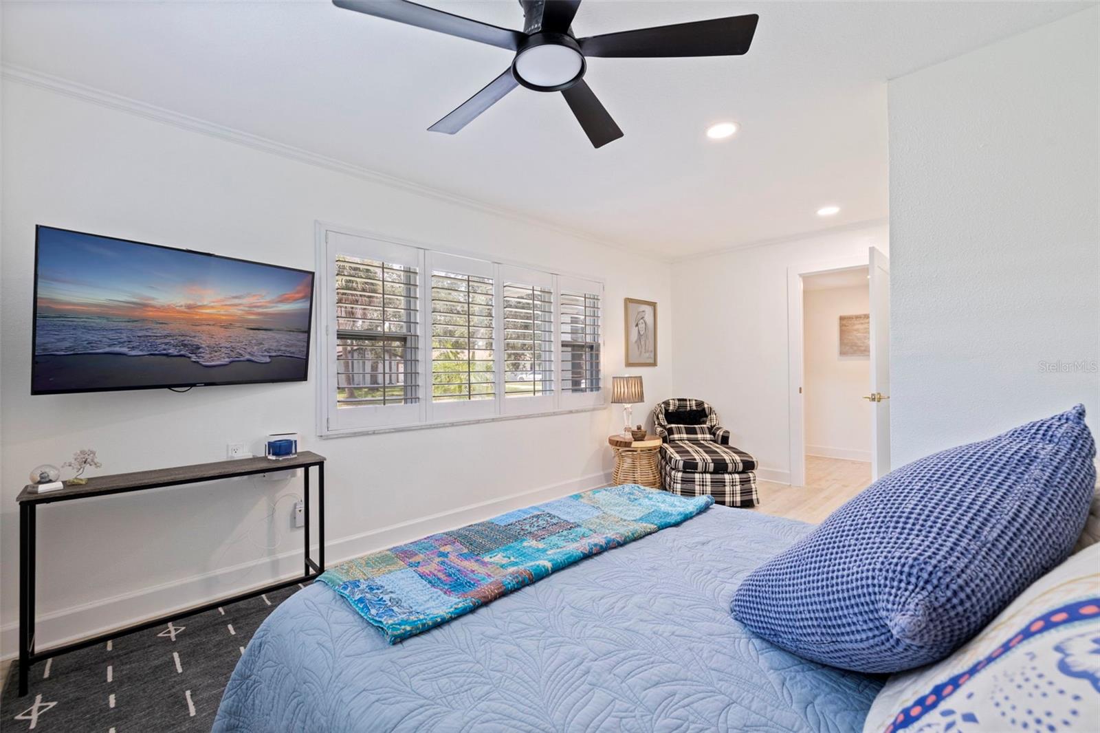 5711 VENETIAN BLVD NE — photo 30