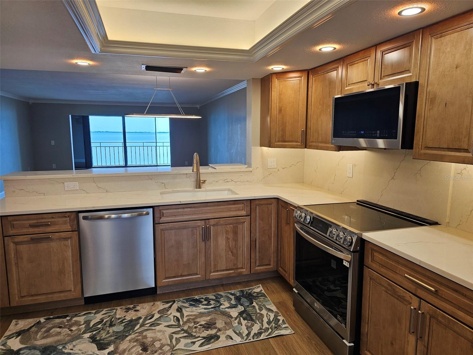 6440 MOURNING DOVE DR #402 — photo 10