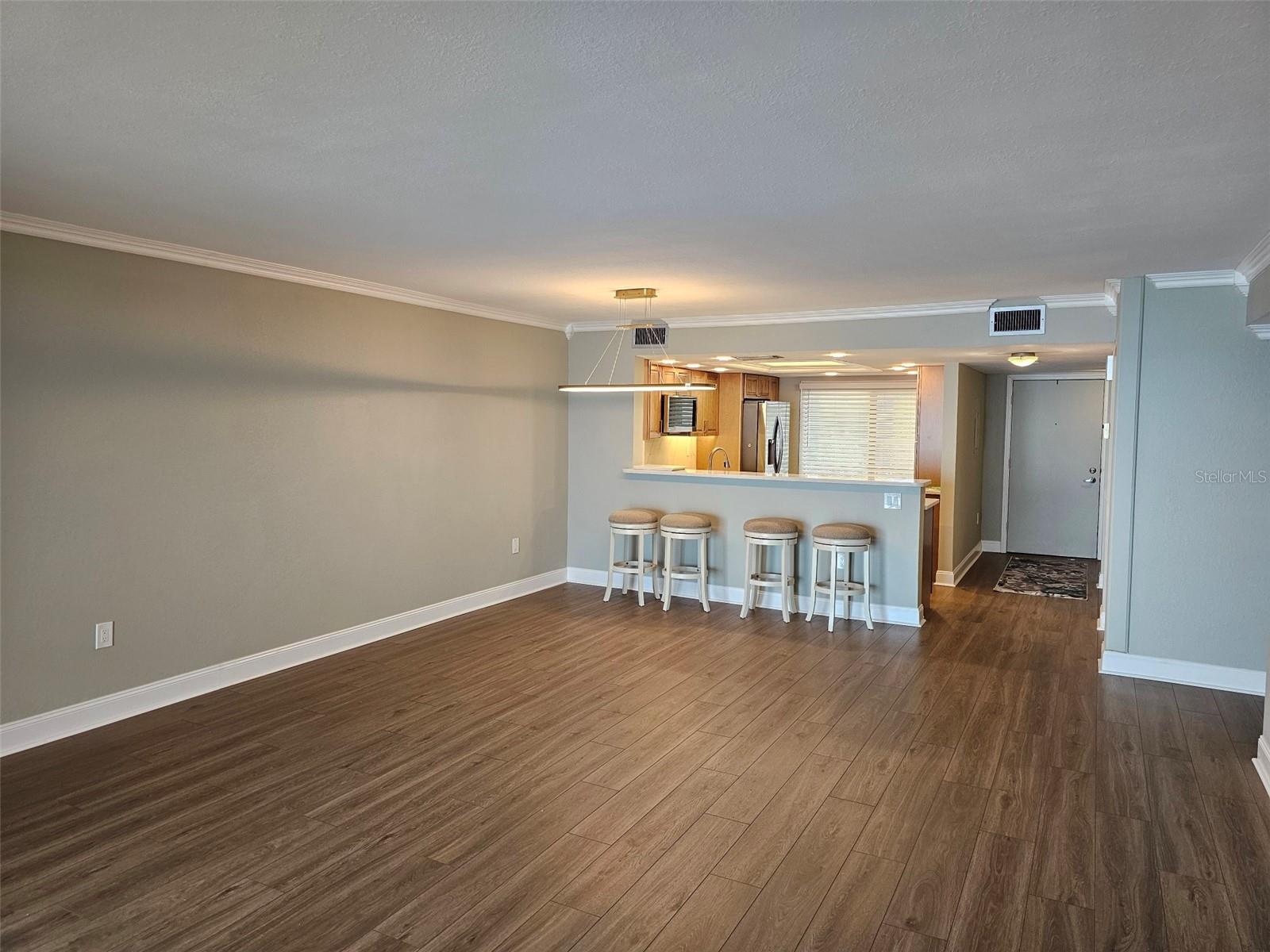 6440 MOURNING DOVE DR #402 — photo 8