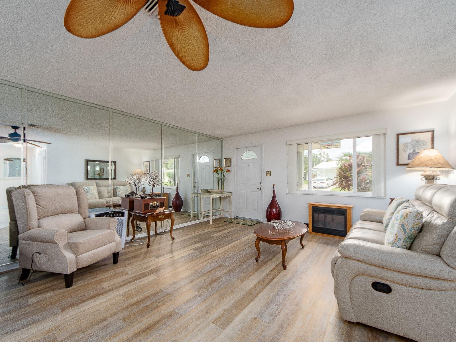 14104 89TH AVE — photo 5