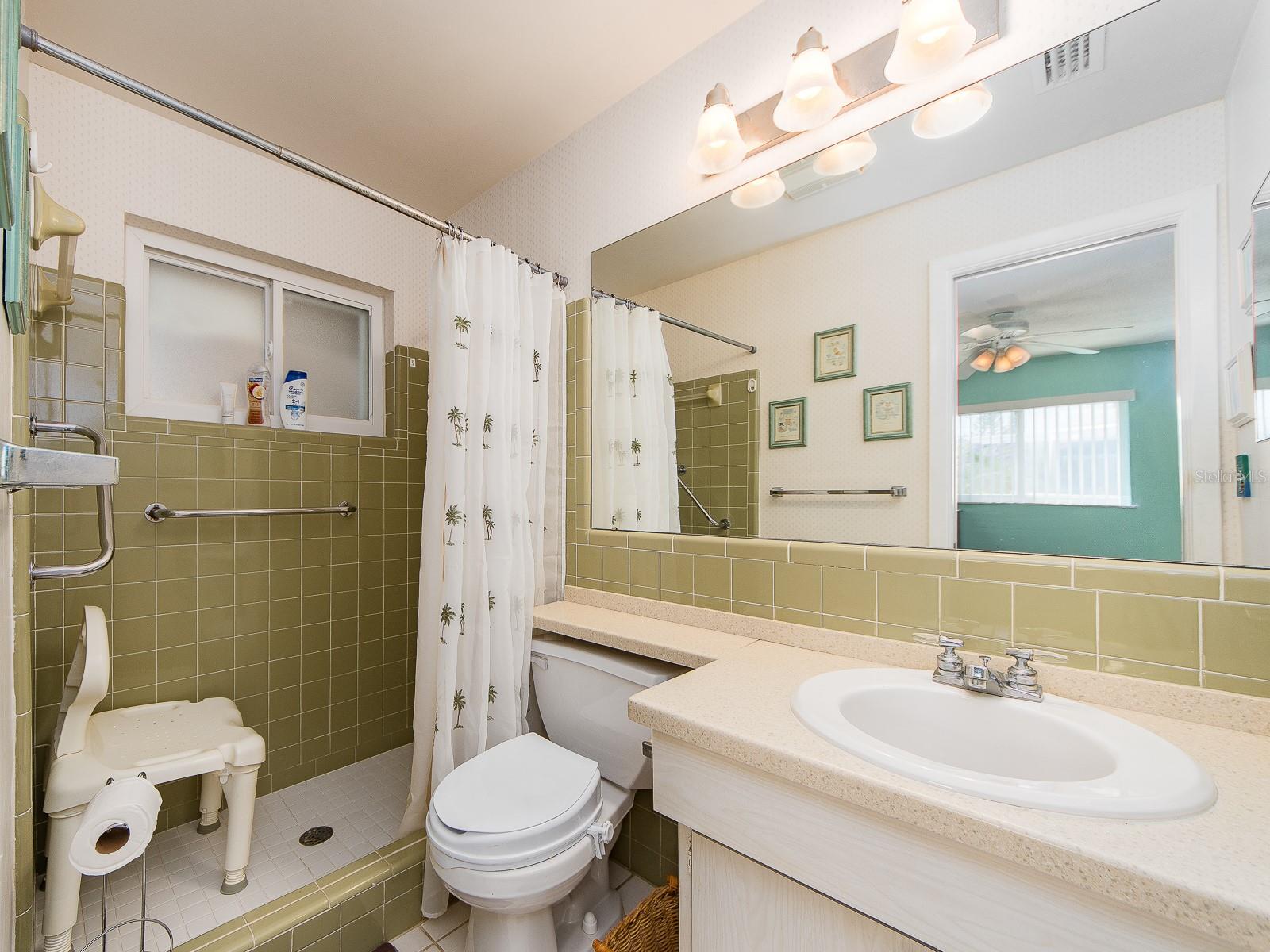 14104 89TH AVE — photo 21