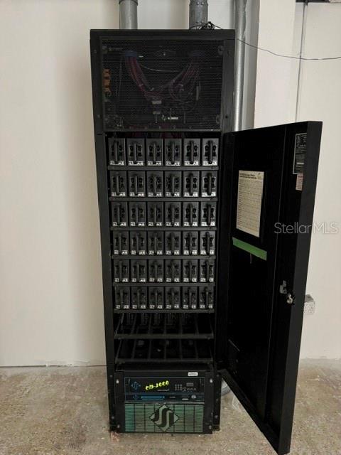 365 105TH TER NE — photo 28