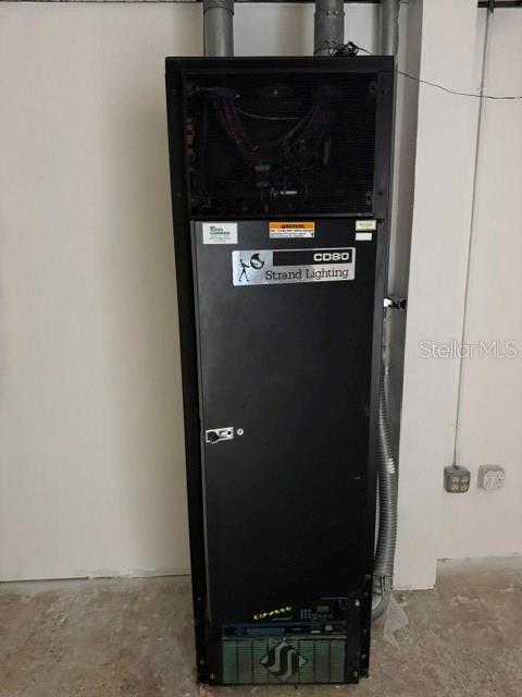 365 105TH TER NE — photo 26