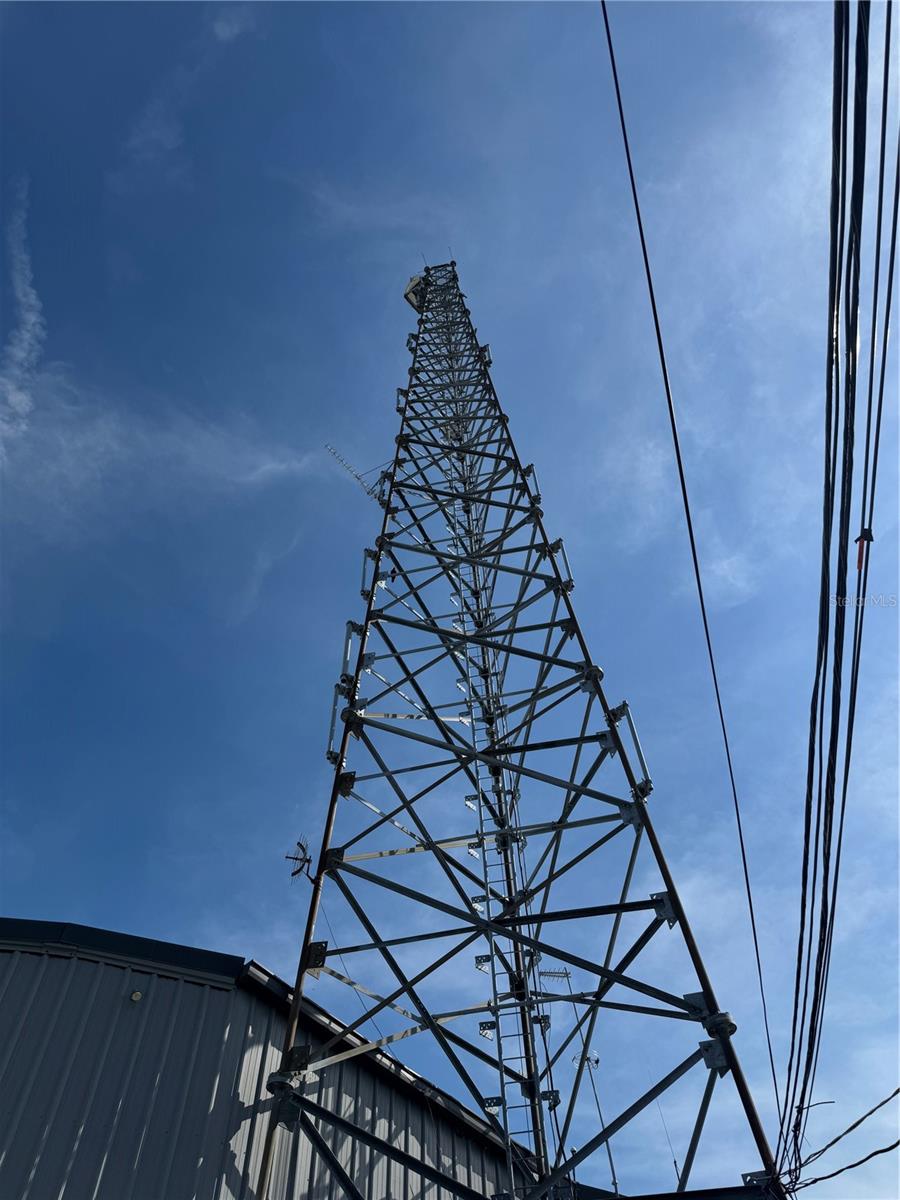 365 105TH TER NE — photo 24