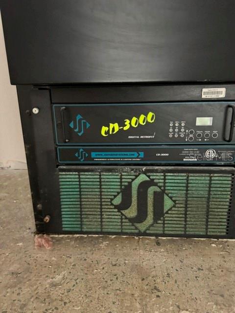 365 105TH TER NE — photo 27