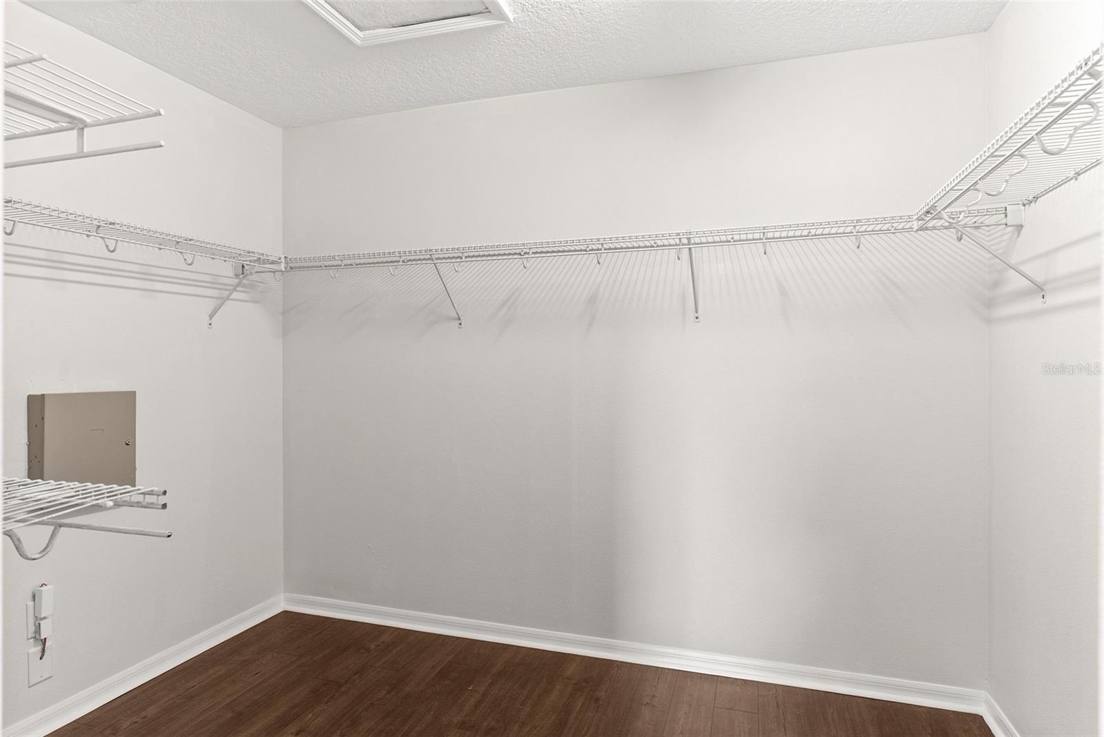 7860 ATWOOD DR — photo 18