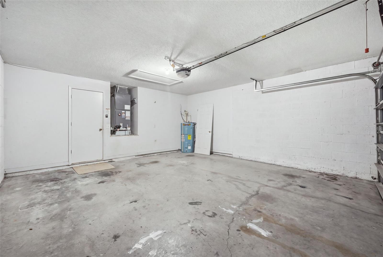 10412 FLY FISHING ST — photo 38