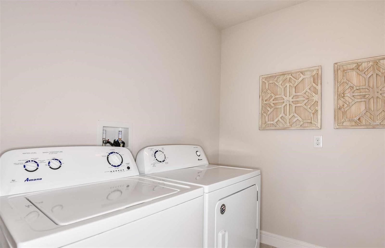 10511 SAPPHIRE BREEZE CV — photo 12
