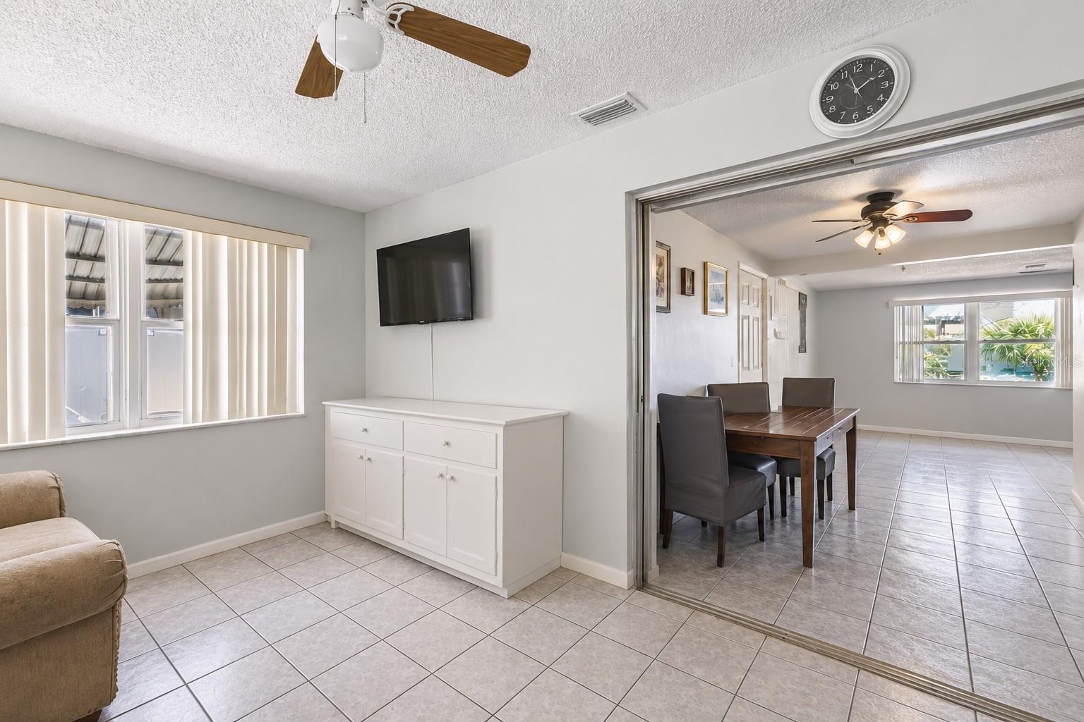 3302 ROCK ROYAL DR — photo 9