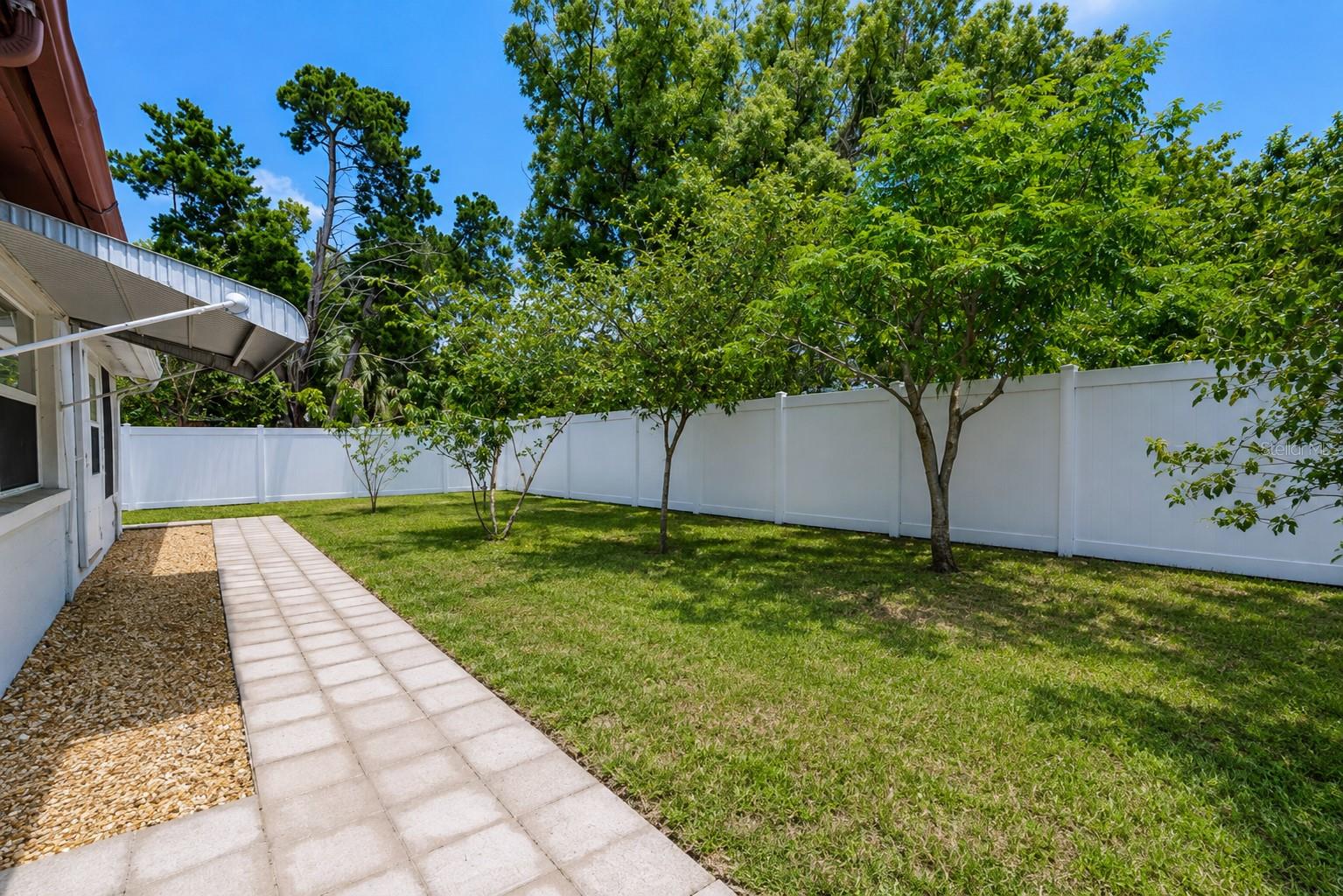 3302 ROCK ROYAL DR — photo 5