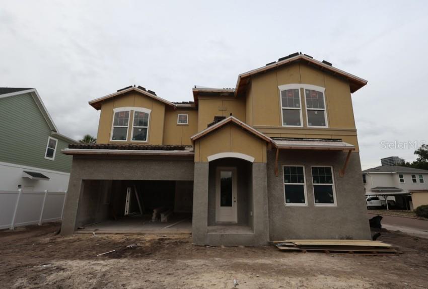 3301 W CORONA ST — photo 2