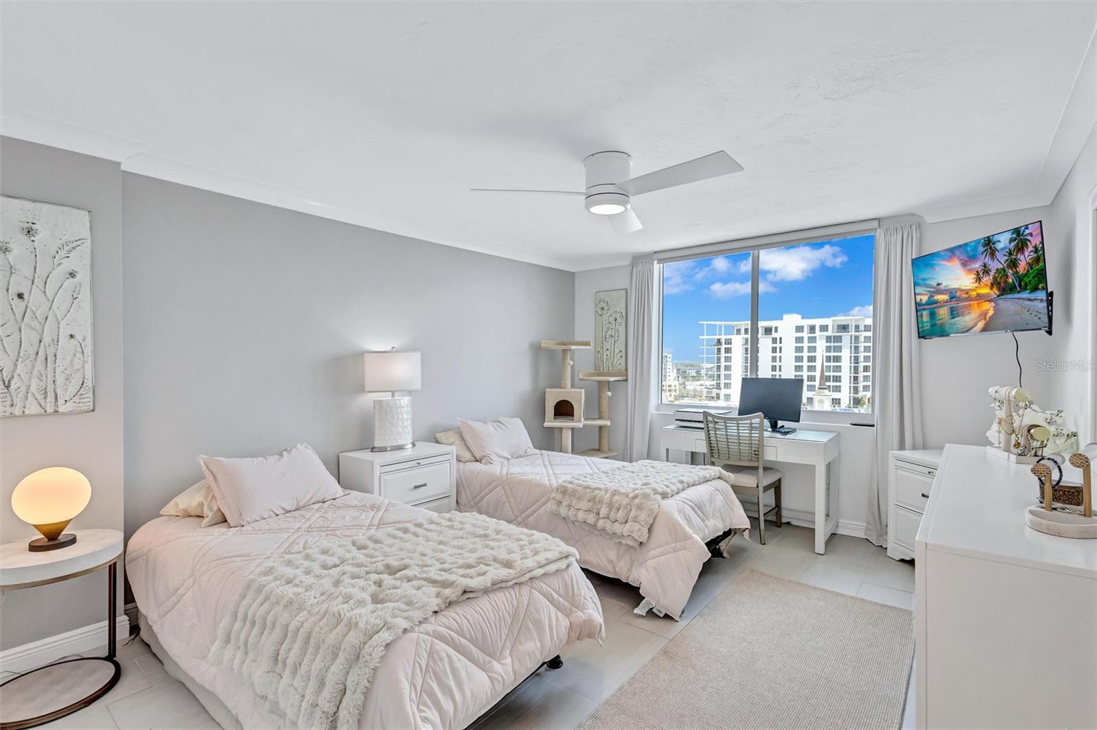 101 S GULFSTREAM AVE #14D — photo 40