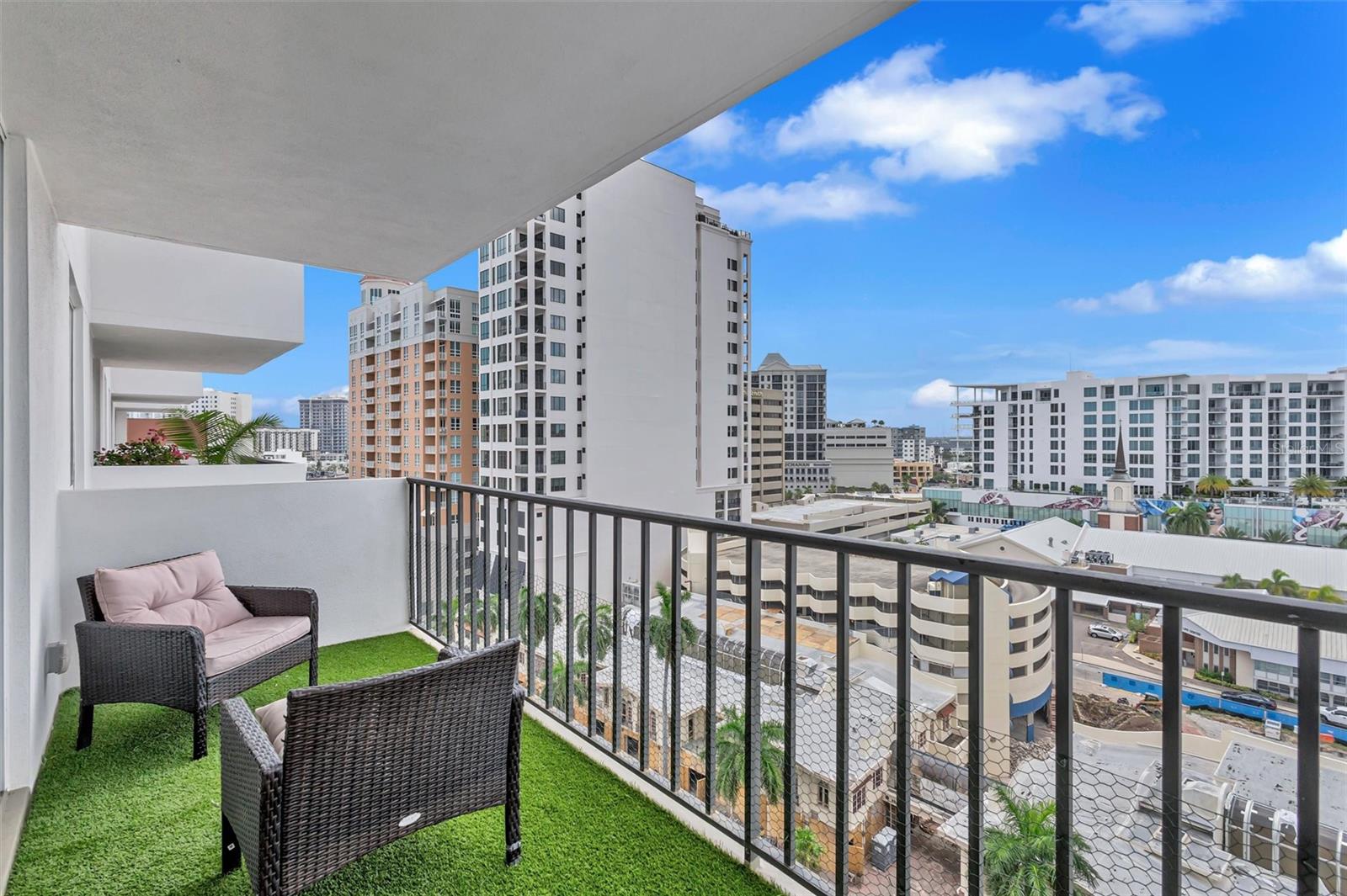 101 S GULFSTREAM AVE #14D — photo 33