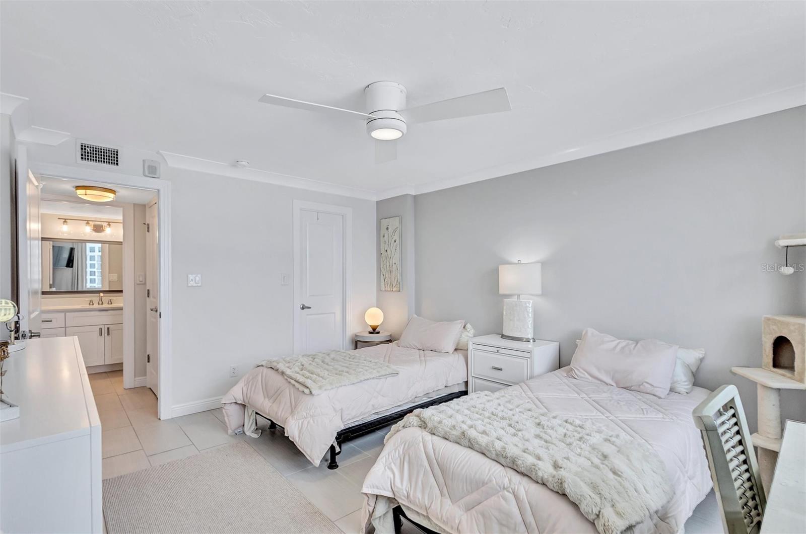101 S GULFSTREAM AVE #14D — photo 42